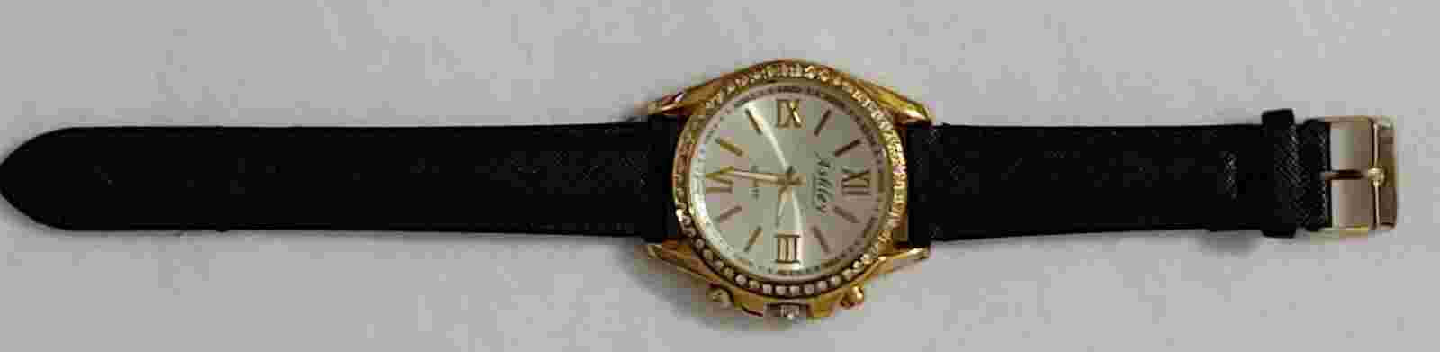 Ashley Princess Gold Tone - Crystal Accent - Faux Leather band - NEW Battery