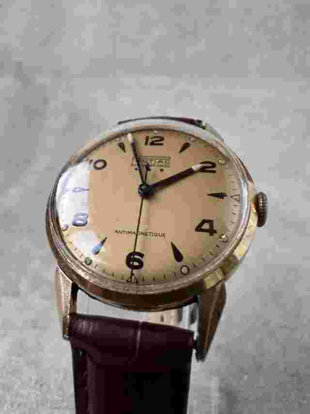 RARE Pontiac Support Choc vintage wrist watch