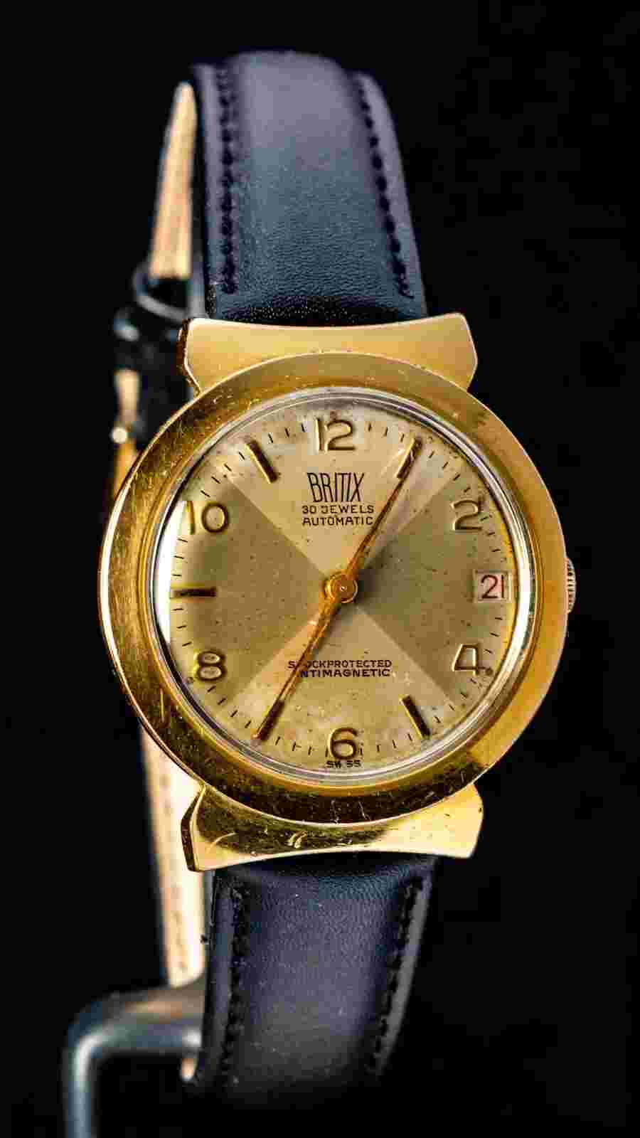Britix (Swiss) Automatic 30 J. Watch (Vintage) -- Ø33mm Case, Working