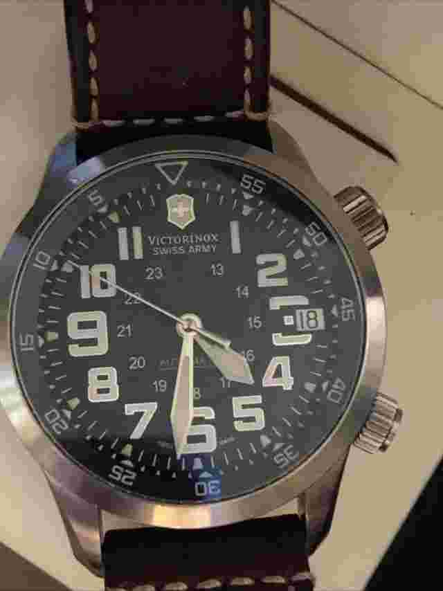 VICTORINOX SWISS ARMY MACH 7 AUTOMATIC WATCH GREAT VINTAGE WORKING TIMEPIECE
