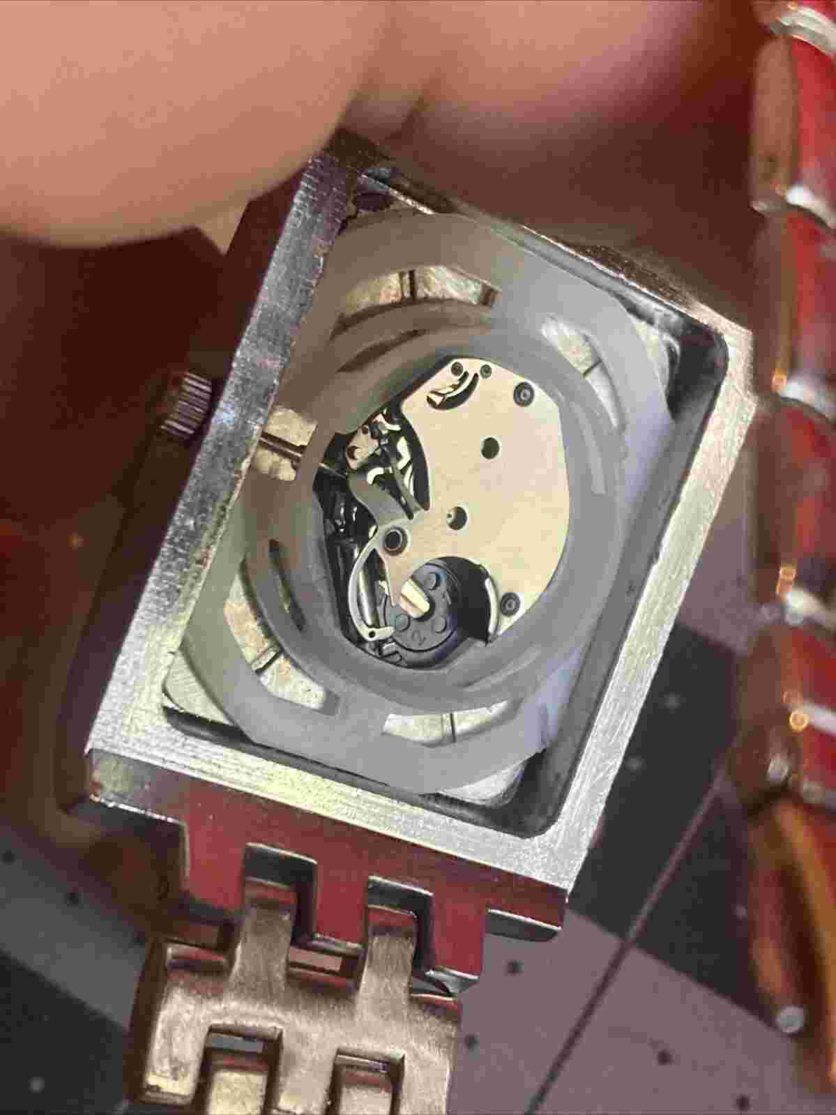 Anriya Milan Quartz Water Resistant Watch Rare Model (tested/works)