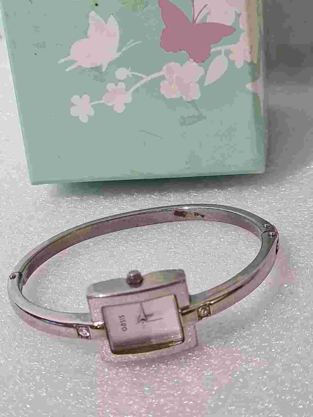 Oasis Vintage Silver Tone Bracelet Watch Original Box None Working