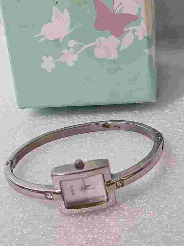 Oasis Vintage Silver Tone Bracelet Watch Original Box None Working