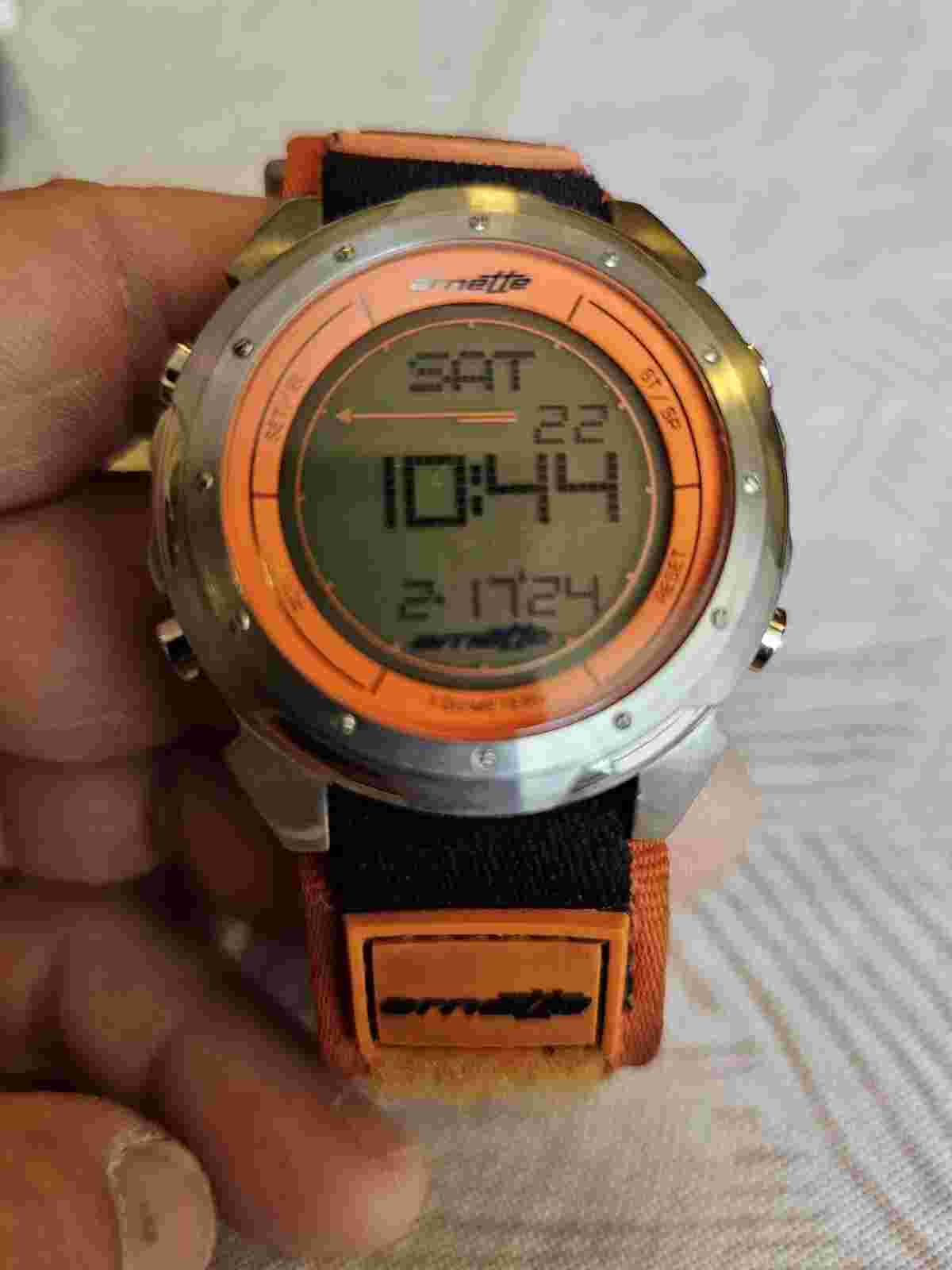 Arnette wristwatch