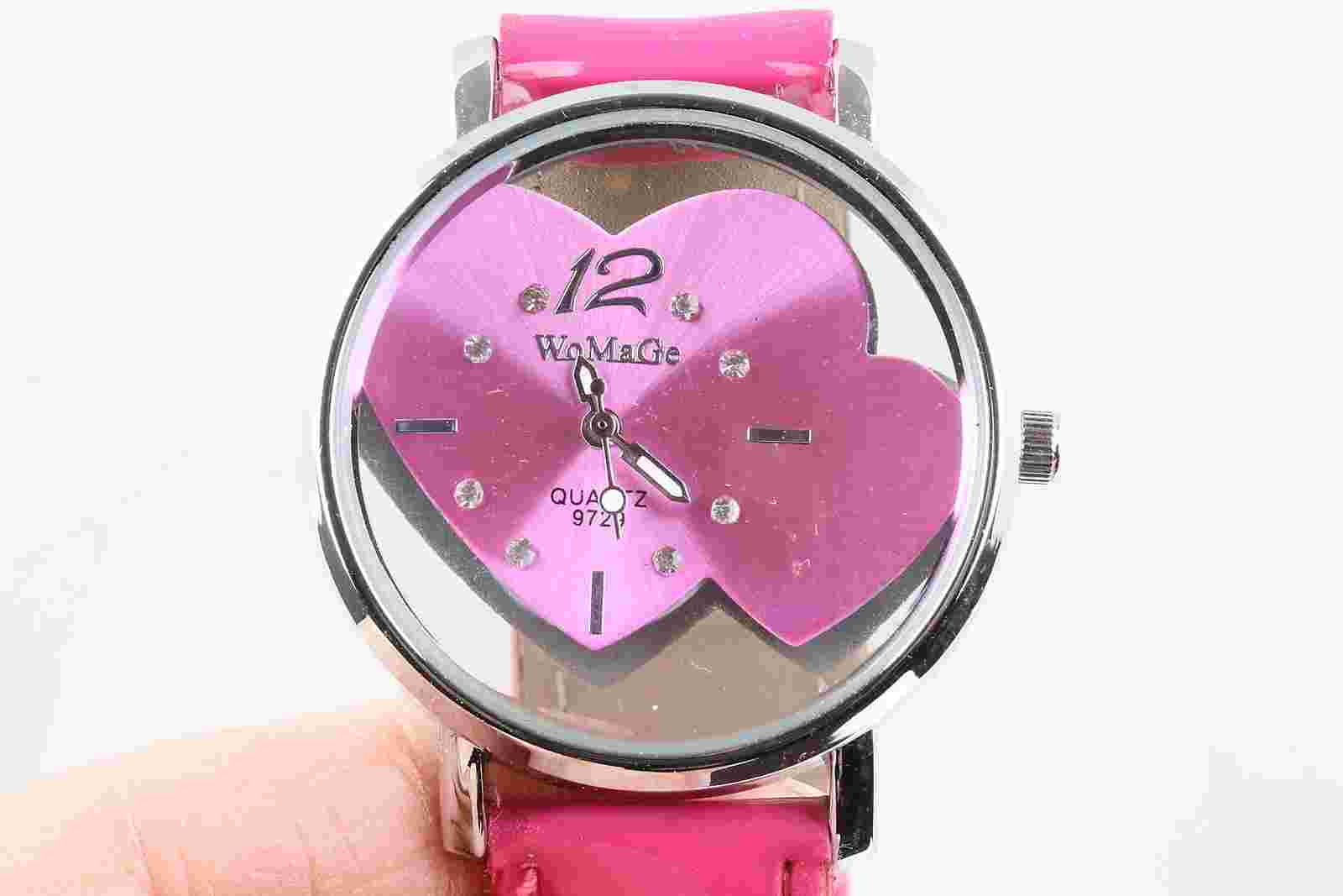 WOMAGE 9729-2 QUARTZ WATER RESISTANT PINK HEARTS WRISTWATCH  NEW BATTERY 6063