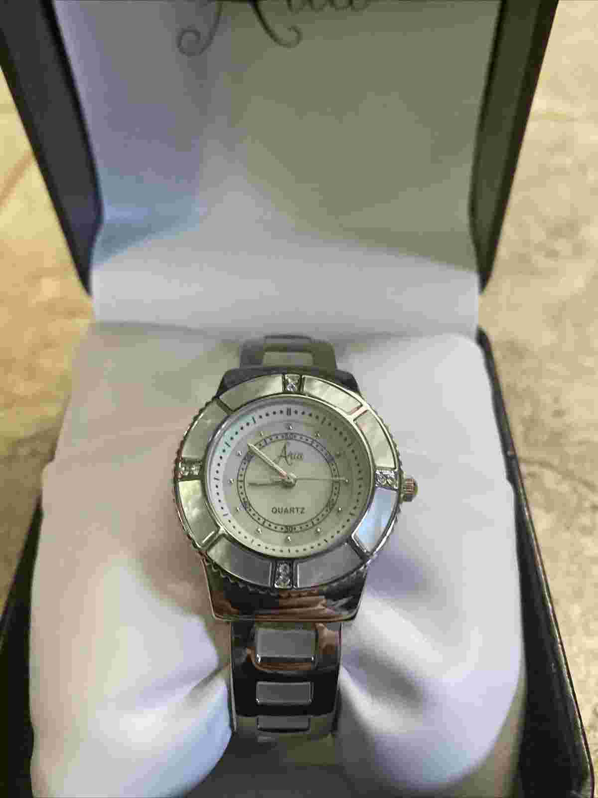 NWT Aria Sterling 925 Cuff Bracelet Watch Mother-of-Pearl Needs Battery #1469