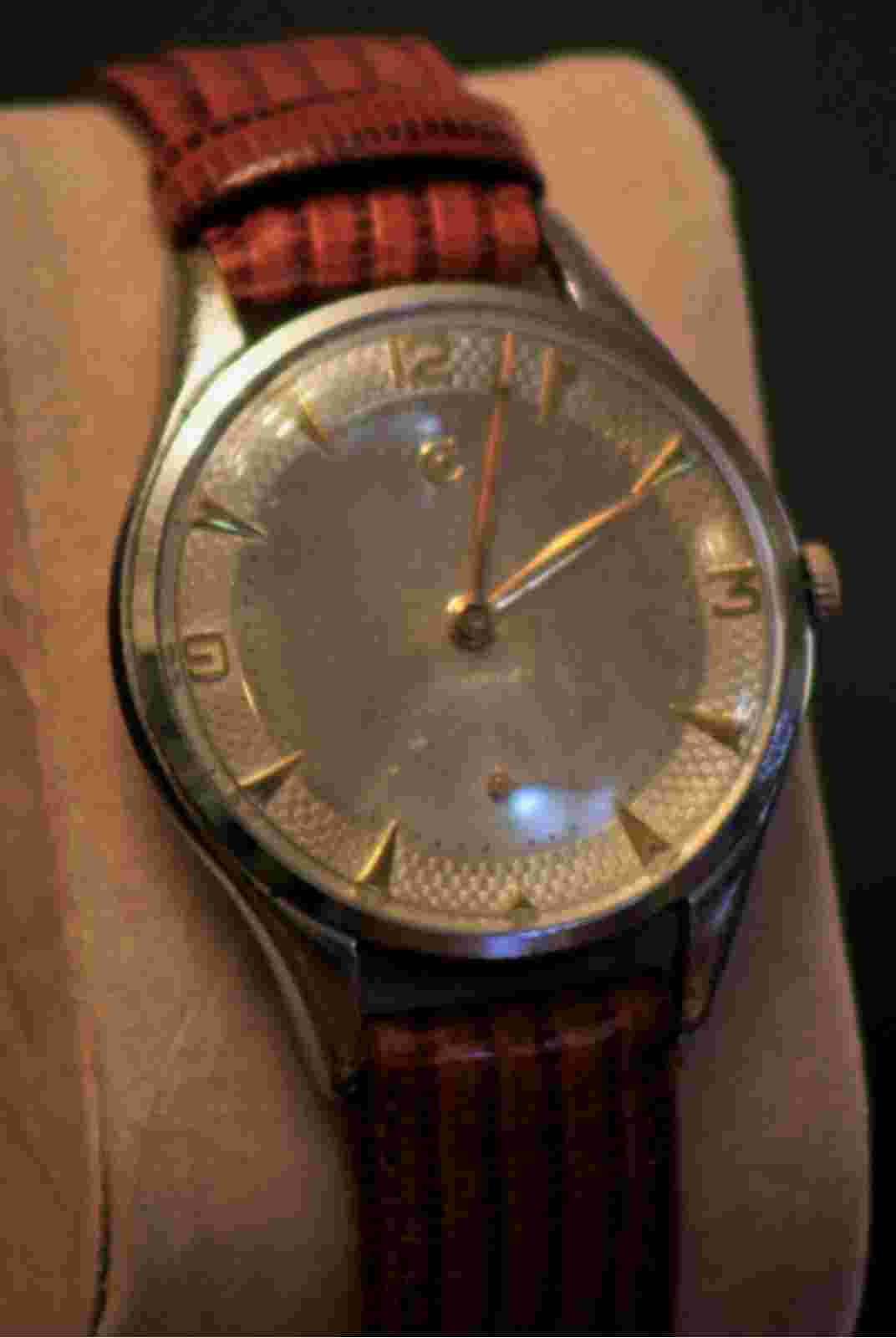 cymaflex big (38mm) 40mm crown watch. Beautiful Rare Dial.