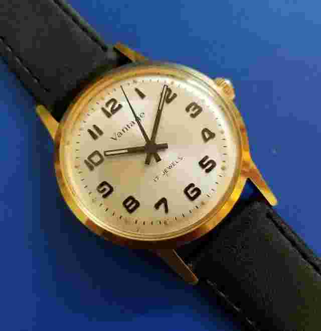 Vintage 1970s Mans VANTAGE  *BY HAMILTON* Manual Winding FULLY SERVICED