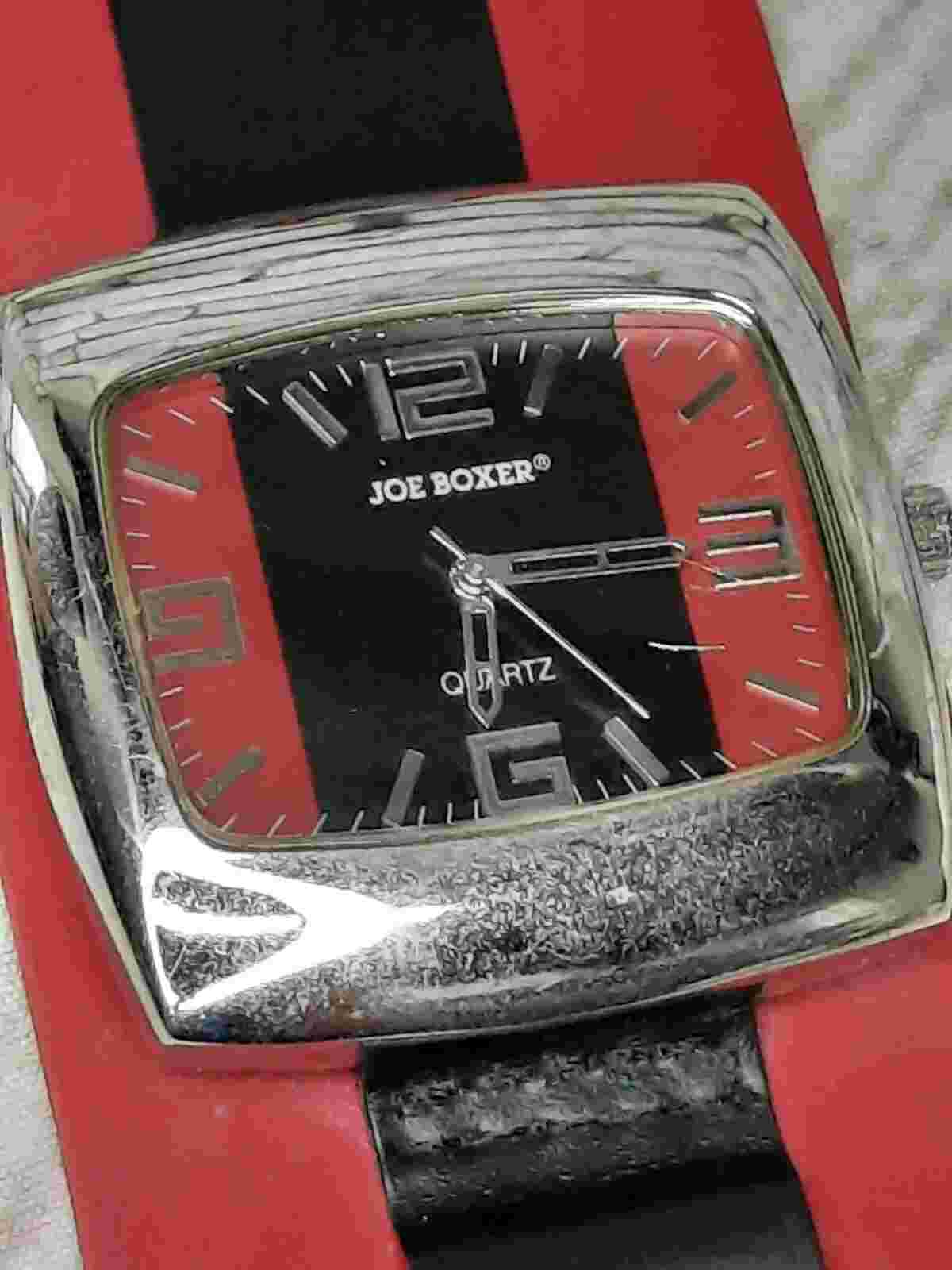 Unisex Vintage 1995 JOE BOXER Quarts Watch w/ Unique Double Strap Leather Band