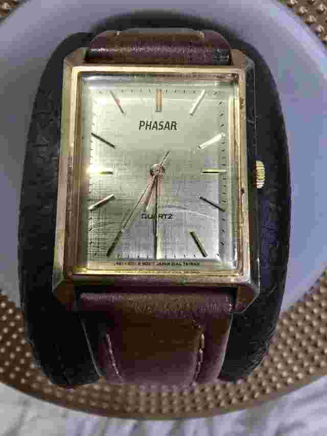 Phasar Sears Roebuck  VINTAGE Gold Dial, Brown Leather Strap LADIES  QZ Watch.