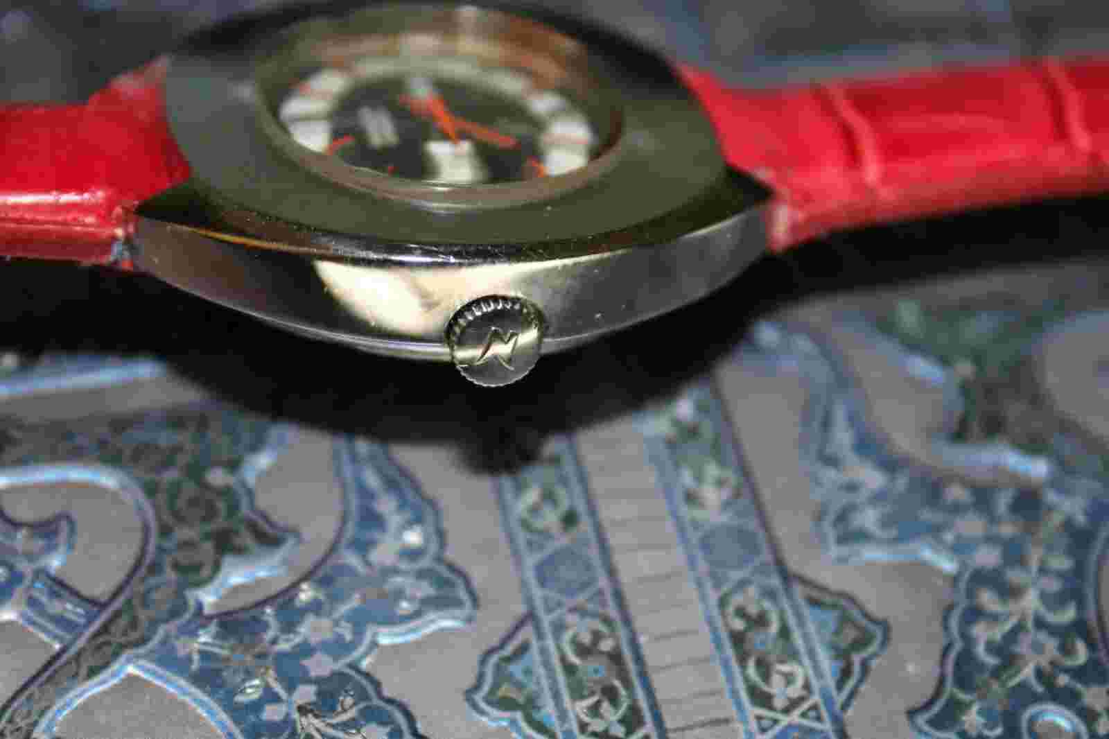 Rare Nino Swiss Vintage Automatic Watch in Great Working Condition - 1970's