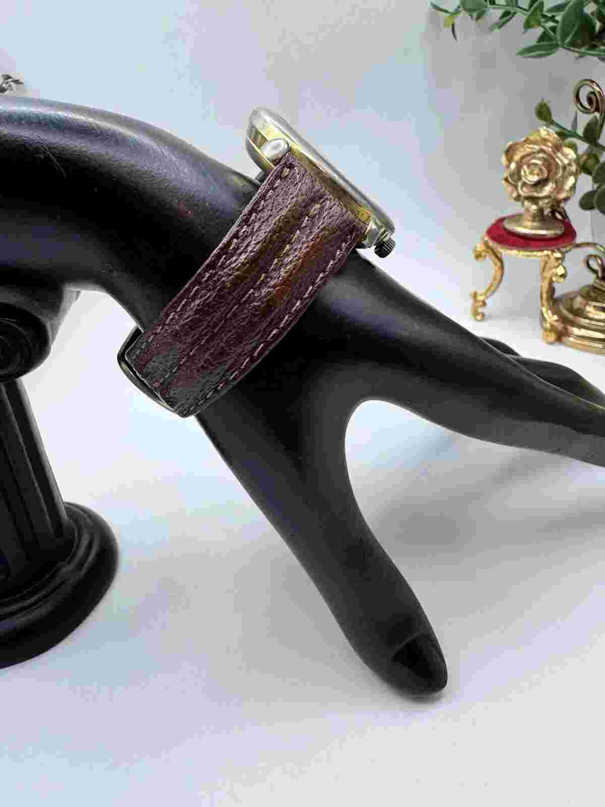 EASTMAN HONG KONG AUTOMATIC WRISTWATCH