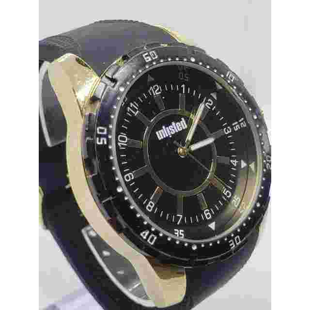 Unlisted Kenneth Cole Men's watch 10030904. Large black/gold face Working watch