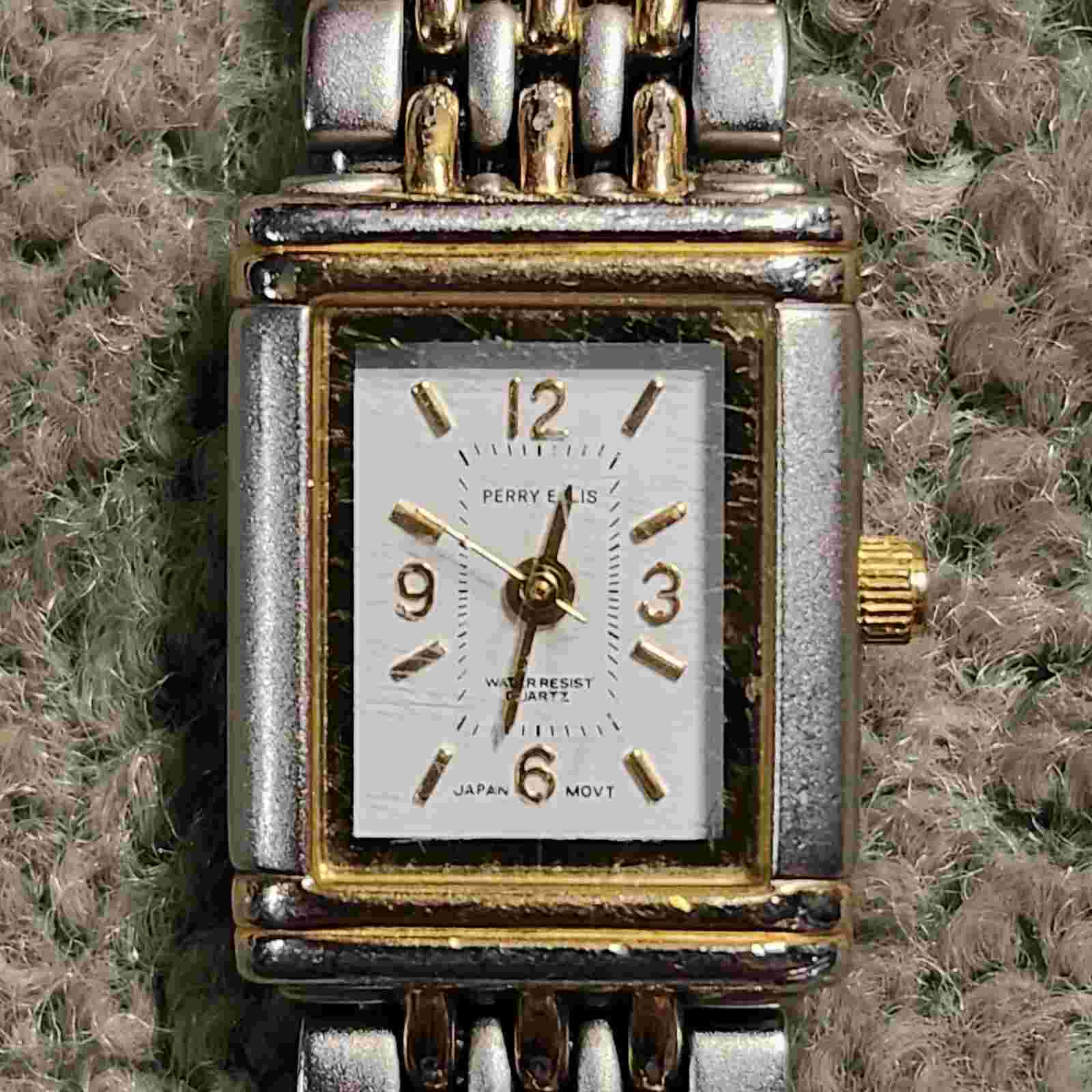 Perry Ellis Japan Womens Watch Gold And Silver Water Resistant