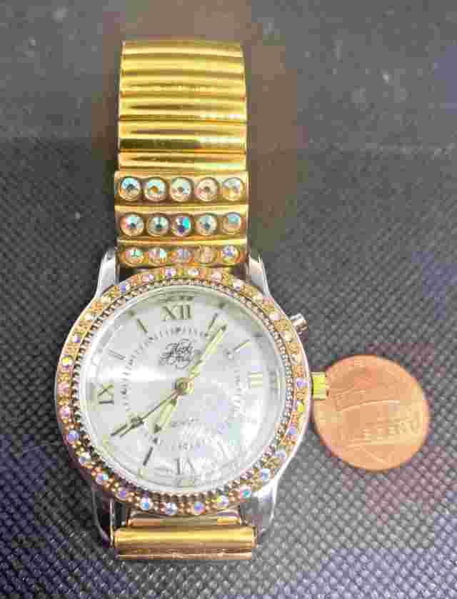 Kirks Folly Aurora Borealis Wristwatch Gold Tone Lighted