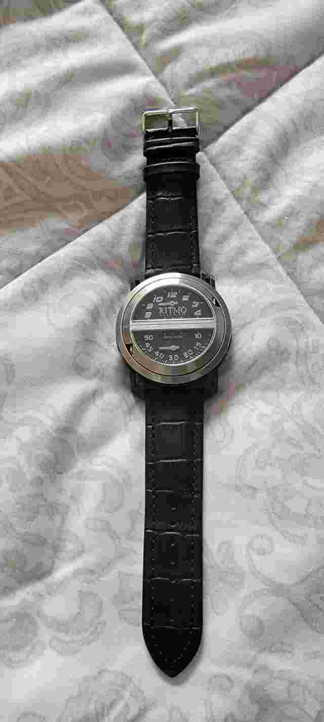 Ritmo Mundo Persepolis  watch