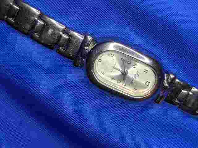 Lafayette silver tone bracelet ESTATE WATCH, fresh battery, works 620 A15