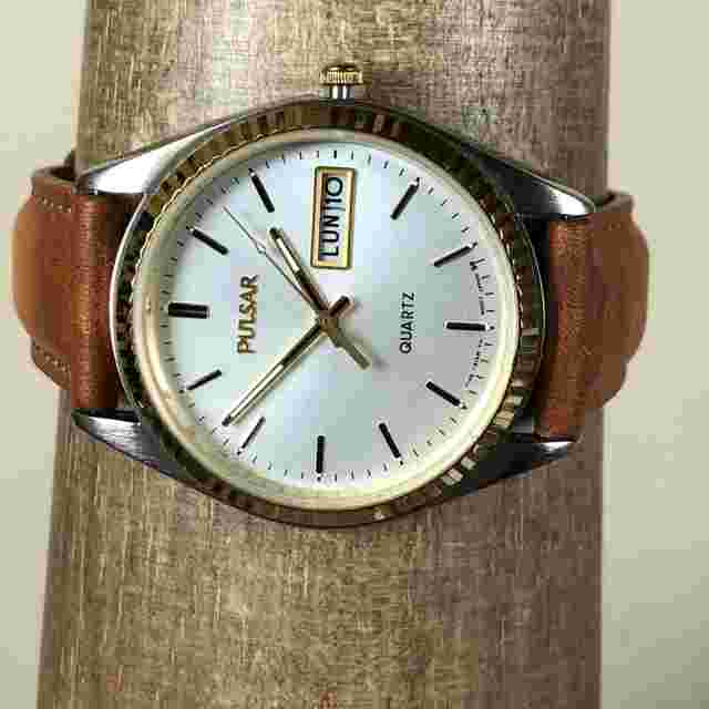 Pulsar Unisex Y148-B13W Dress/Formal Day/Date Leather 35mm Quartz Watch 6 3/4