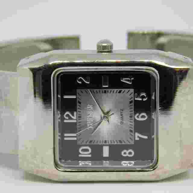 TERNER FK-B015 Cuff Bracelet Quartz Analog Women's Watch Sz. 6 1/4" New Battery