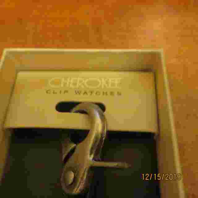 CHEROKEE CLIP WATCH