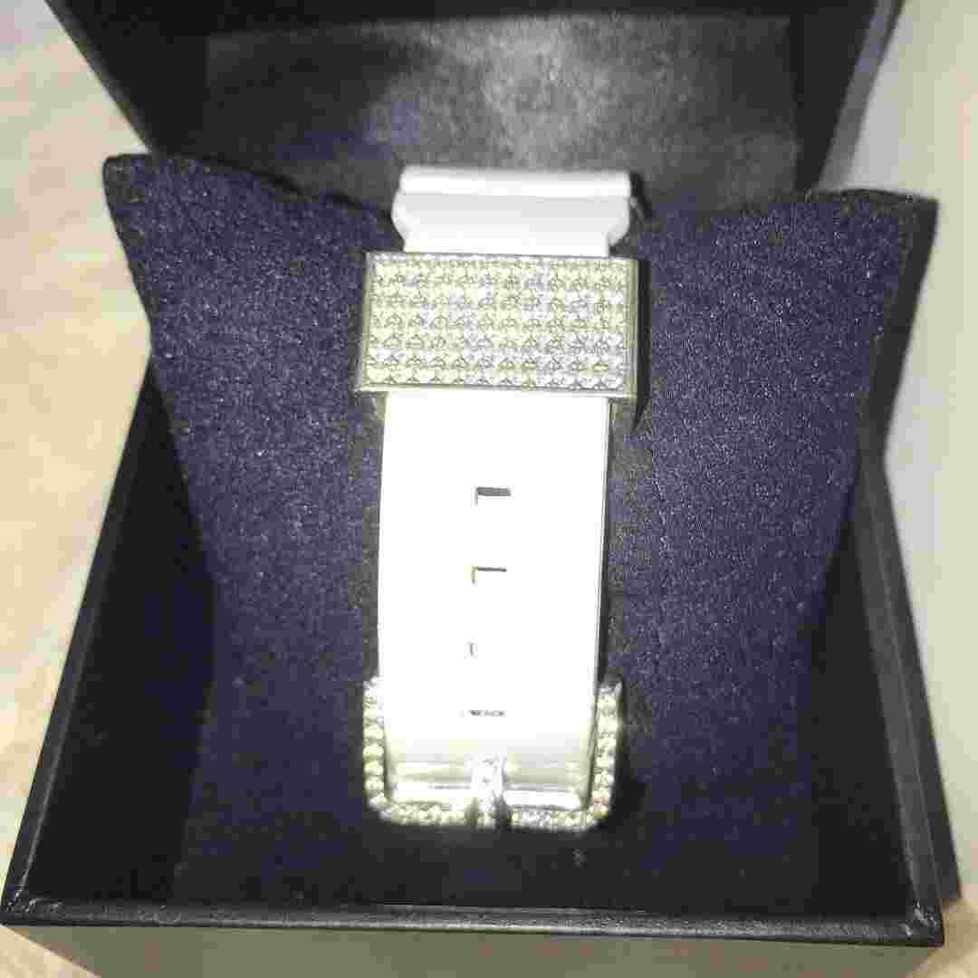 Wristwatch Baby-G BG 6900 Water 200bar Resist White Stainless Steel Digital