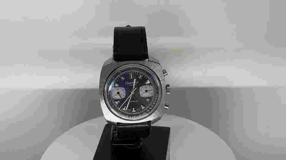 Chronograph Gigandet, Valjoux 7733, hand winding fully serviced, vintage, 70's