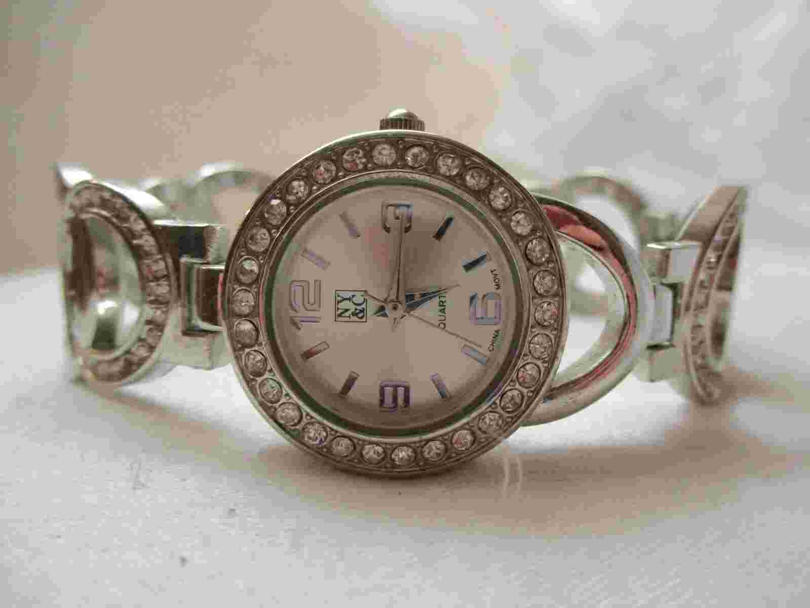 New York & Co Analog Wristwatch with Quartz Movement