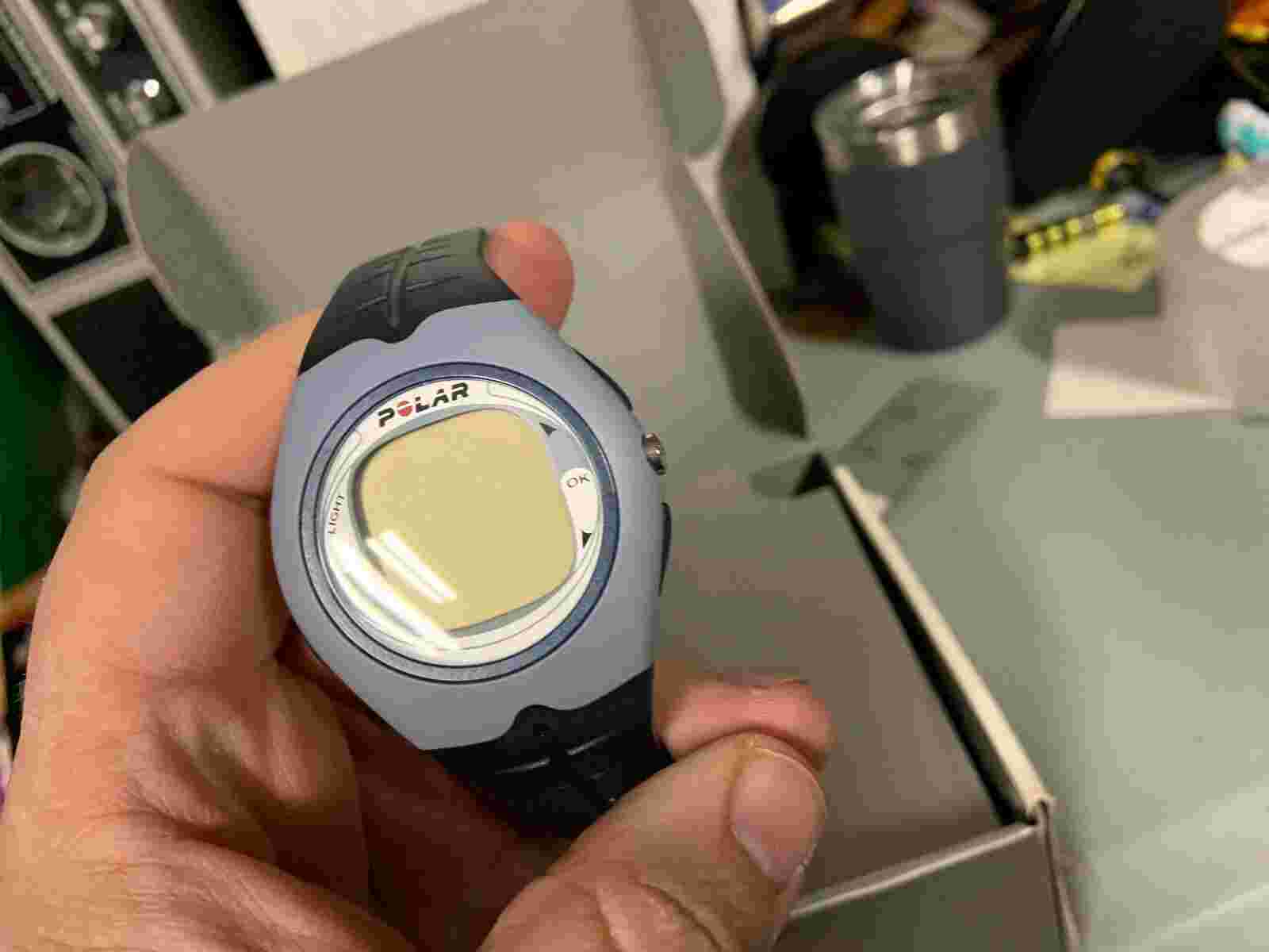 Polar F6 watch w/ T31 Coded Chest band and manual in Box- Needs battery
