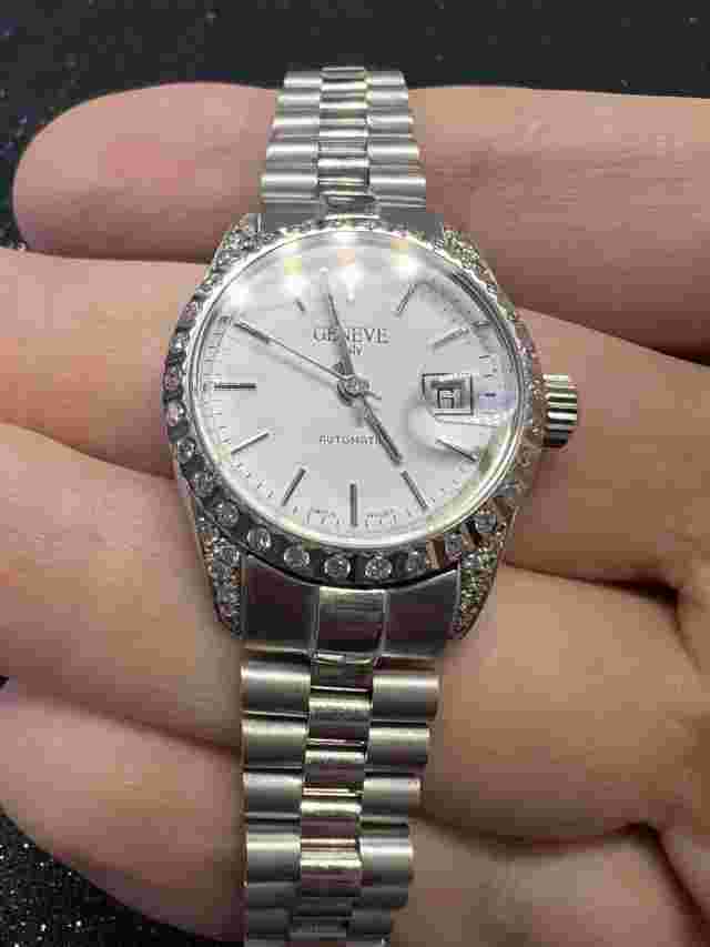 14K White Gold Geneve Women’s Watch With Diamonds