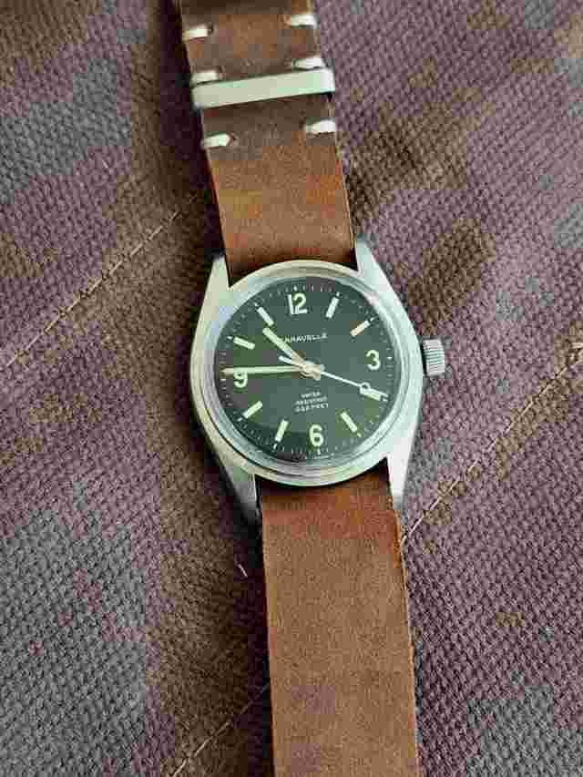 Caravelle by Bulova Sea Hunter 666ft Devil Explorer leather 1970