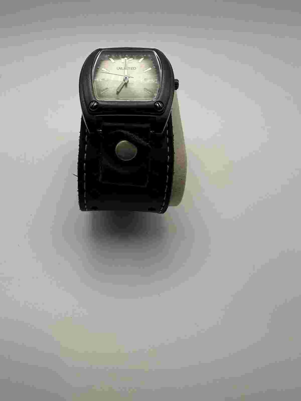Vintage Kenneth Cole UNLISTED Watch New Battery Wide Leather Band