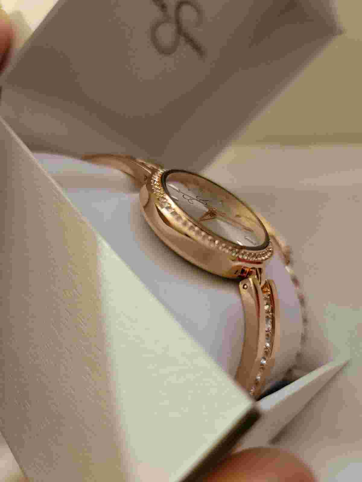 Jessica Simpson Rose Gold Rhinestone Bling Womens Watch & Bracelet JSB8007RG