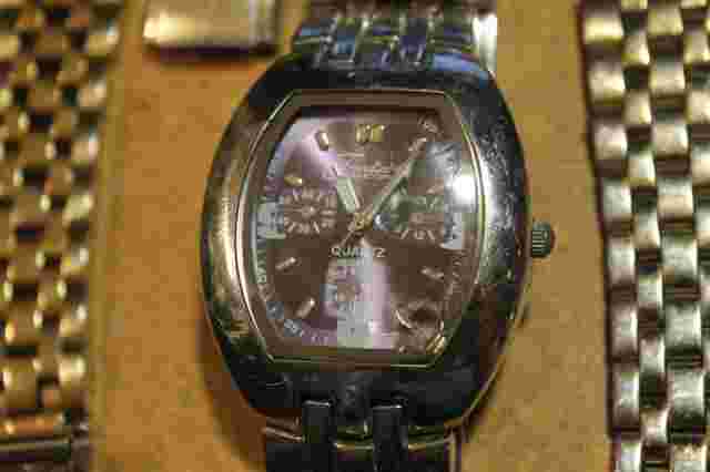 Fondini Collection Purple Quartz Watch w Goldtone Seiko Replacement Strap, Swiss