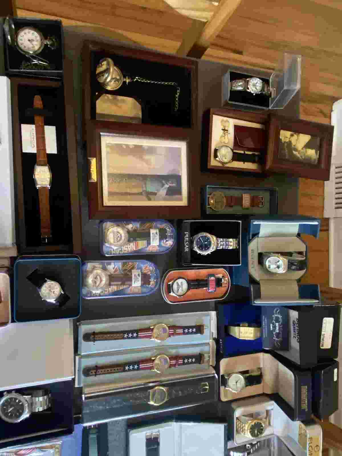 Lot of watches