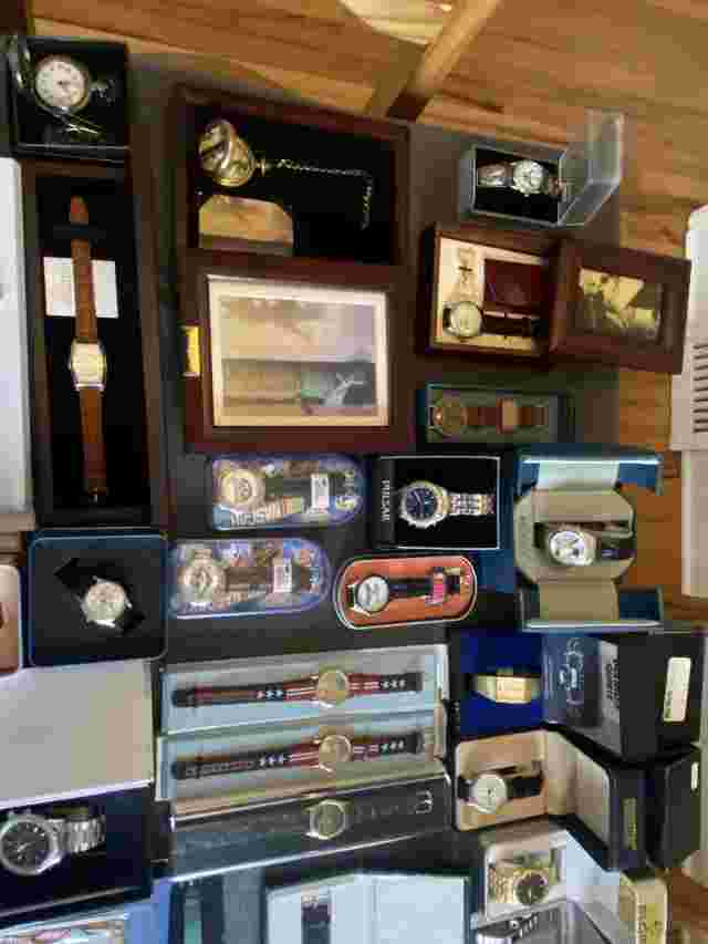 Lot of watches