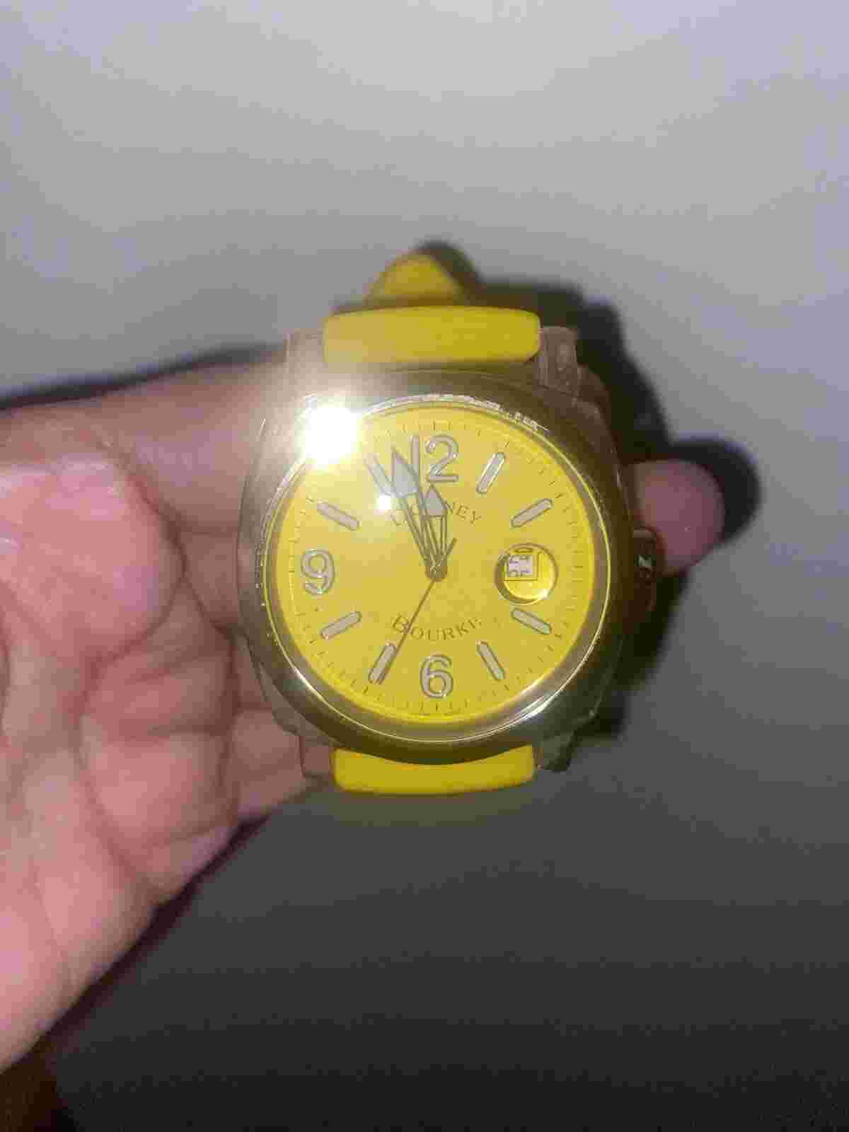 Vintage Dooney & Bourke working yellow Watch