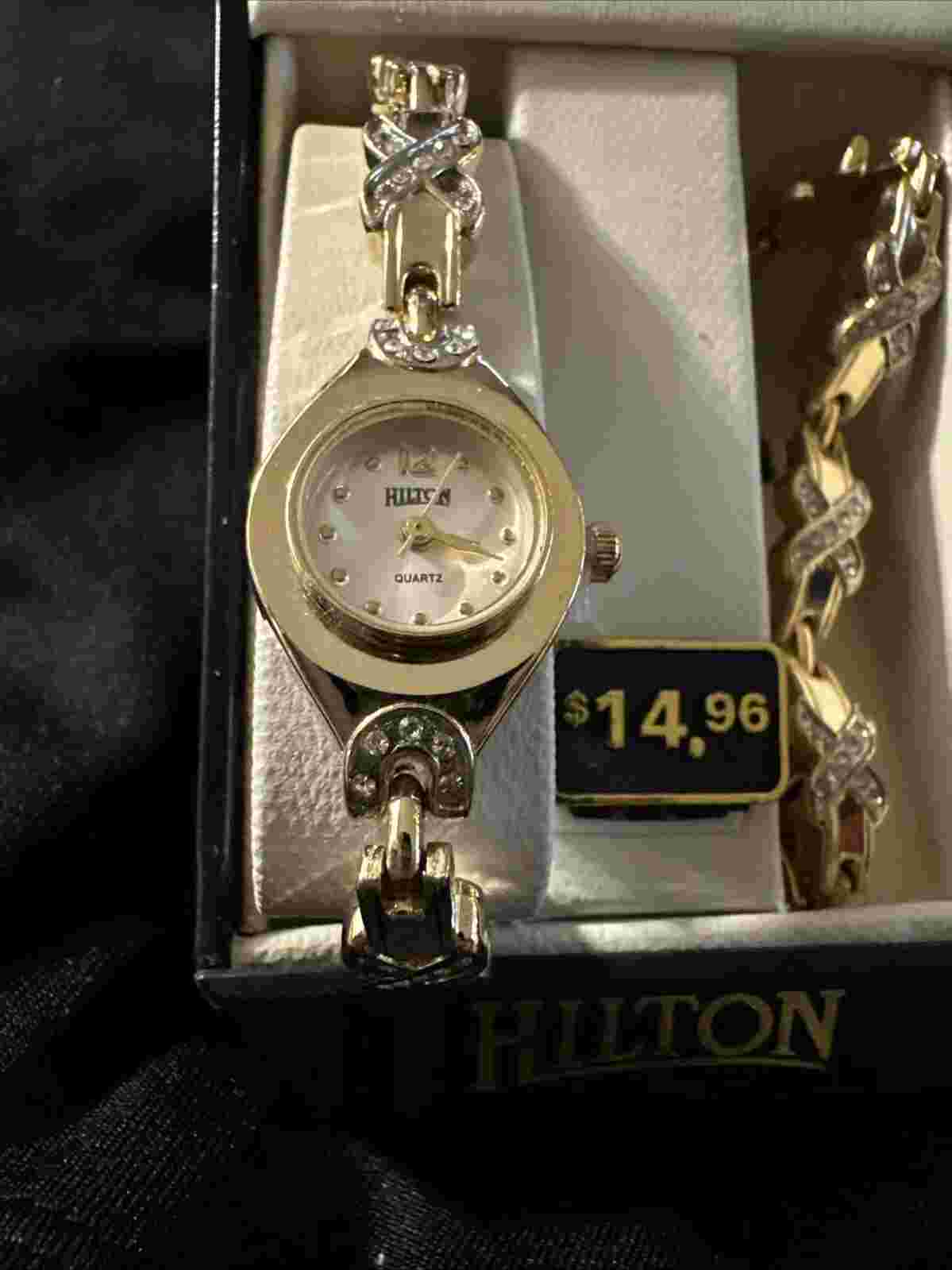 Hilton Vintage Womens Two Tone Round Dial Bracelet Watch with Bracelet New