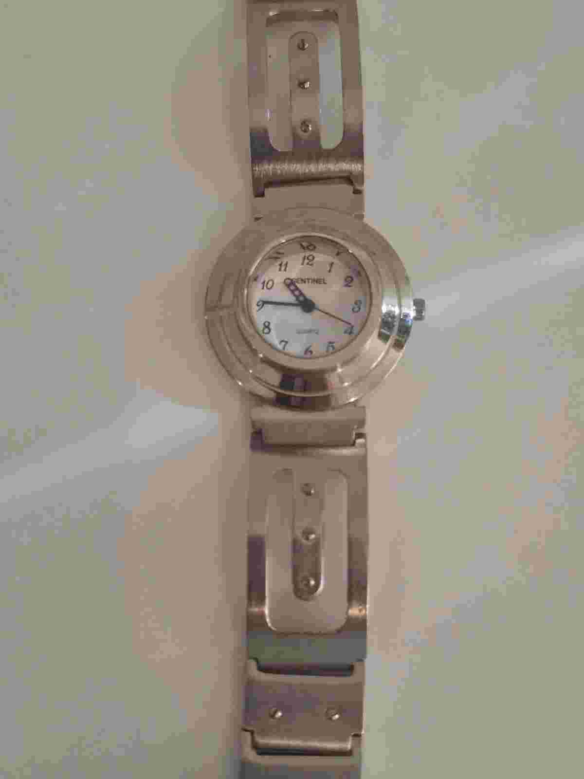 VTG LADY'S SENTINEL RETRO WATCH STAINLESS STEEL