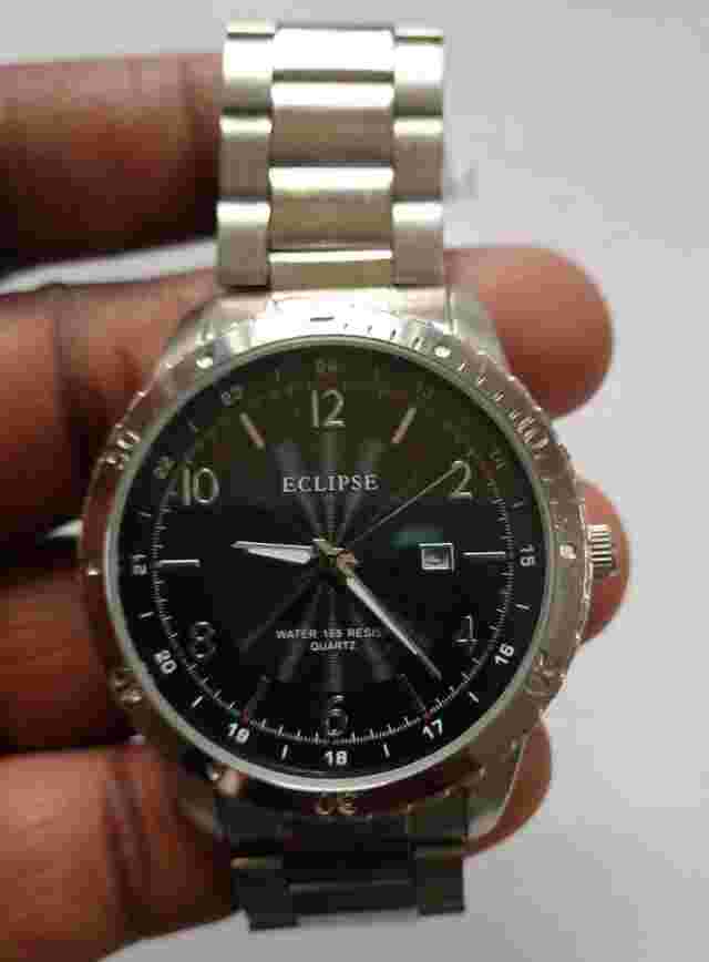 Eclipse Quartz Analog Black Dial Stainless Steel Bracelet Men's Wristwatch