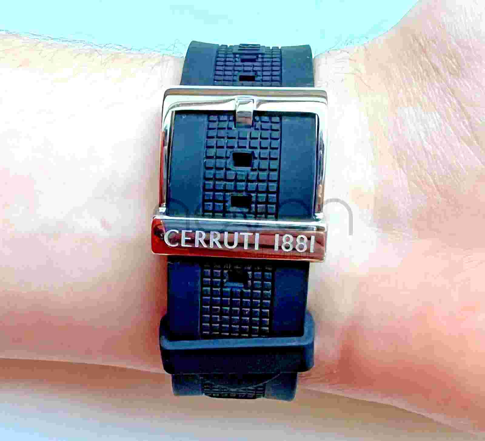 CERRUTI 1881 - STAINLESS STEEL - WATER RESISTANT 3 ATM - BLACK DIAL - Ø46MM