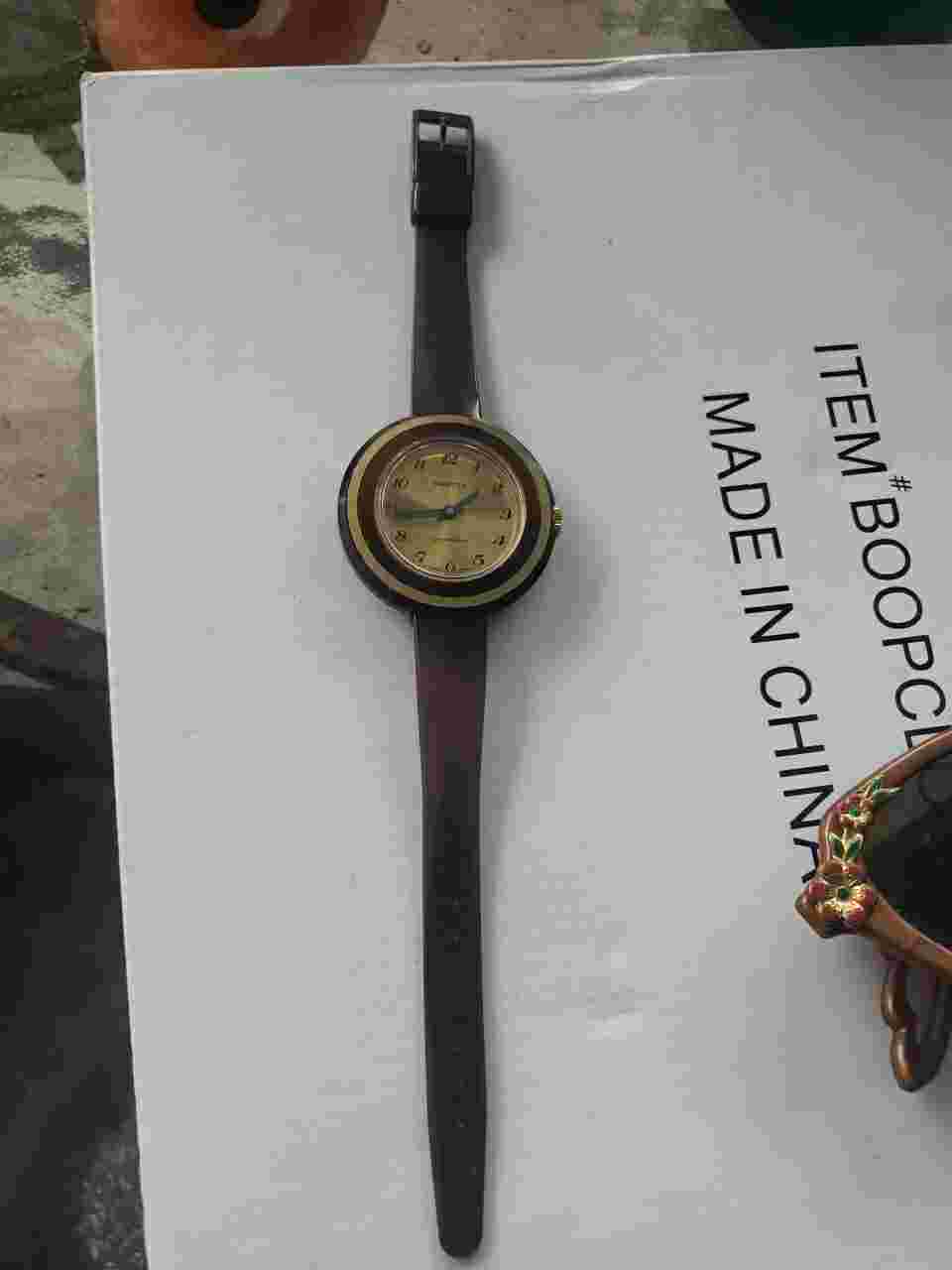 Vintage DIANTUS Women’s 42mm Swiss Mechanical Watch Clear Brown Gold Dial Runs