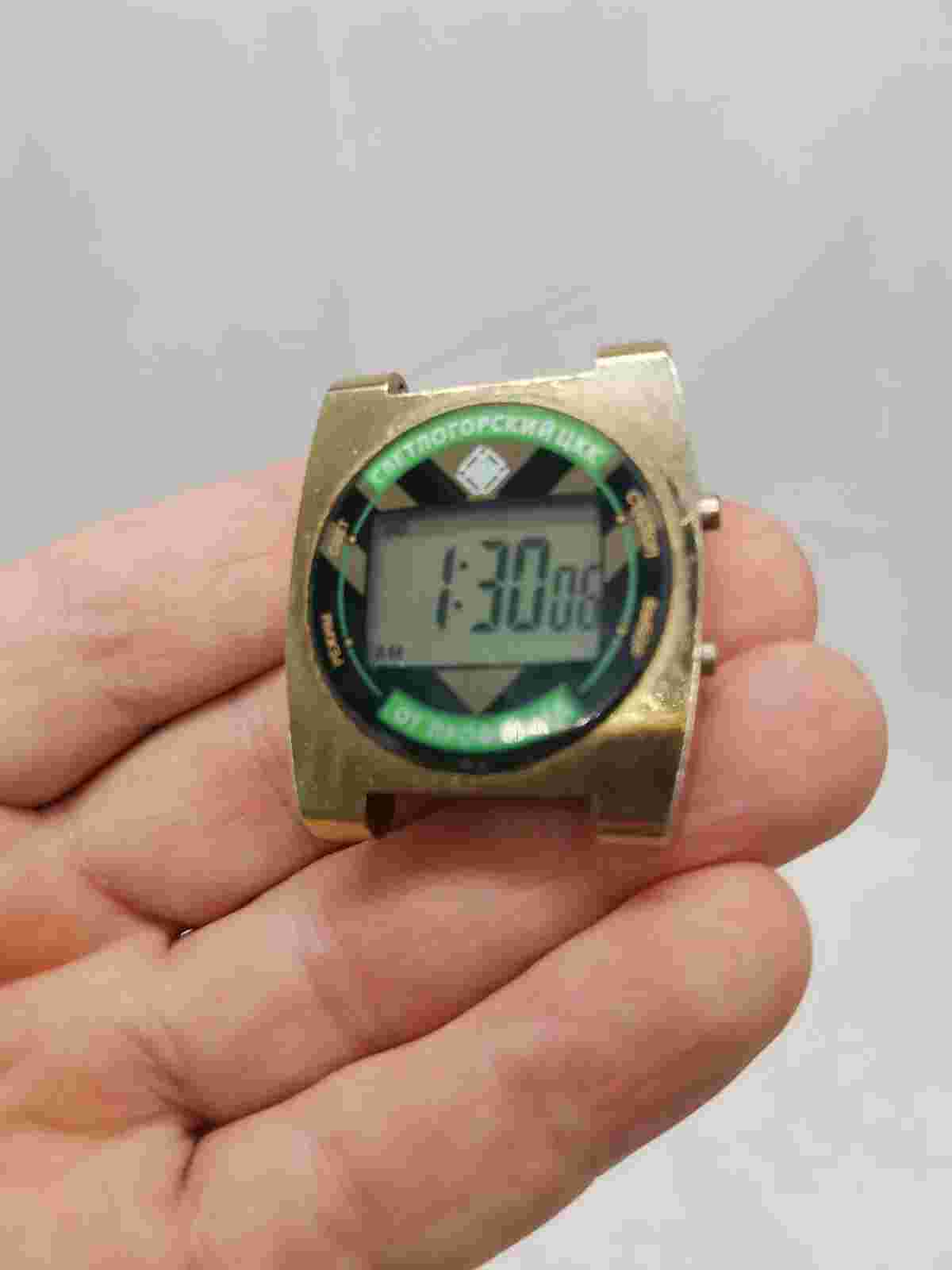 Electronika Avangard Belarus Watch Electronica alarm