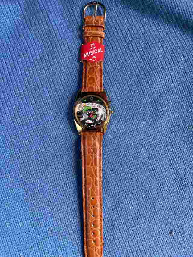 RARE Vintage Armitron Looney Tunes Marvin The Martian Musical Watch New In Case