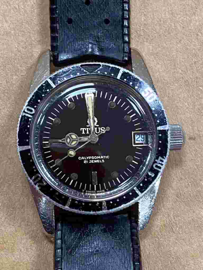 VINTAGE TITUS CALYPSOMATIC 7110 32mm  AUTOMATIC WATCH.