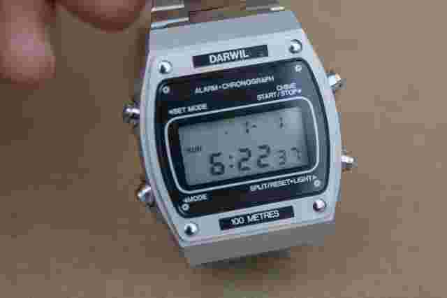 Swiss made ''Darwil'' alarm chronograph LED /1980's/