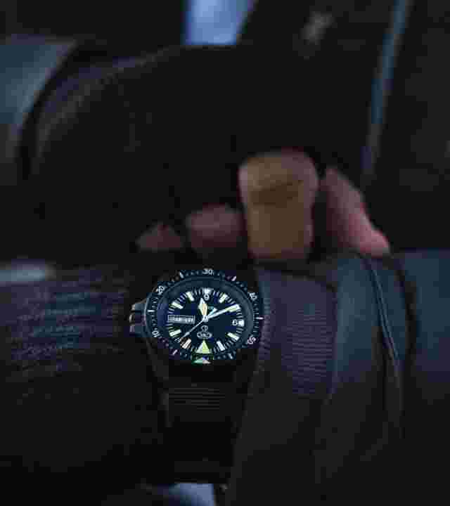 CWC SBS DIVERS ISSUE QUARTZ WATCH MK.2 DAY/DATE BLACK Pre-Owned