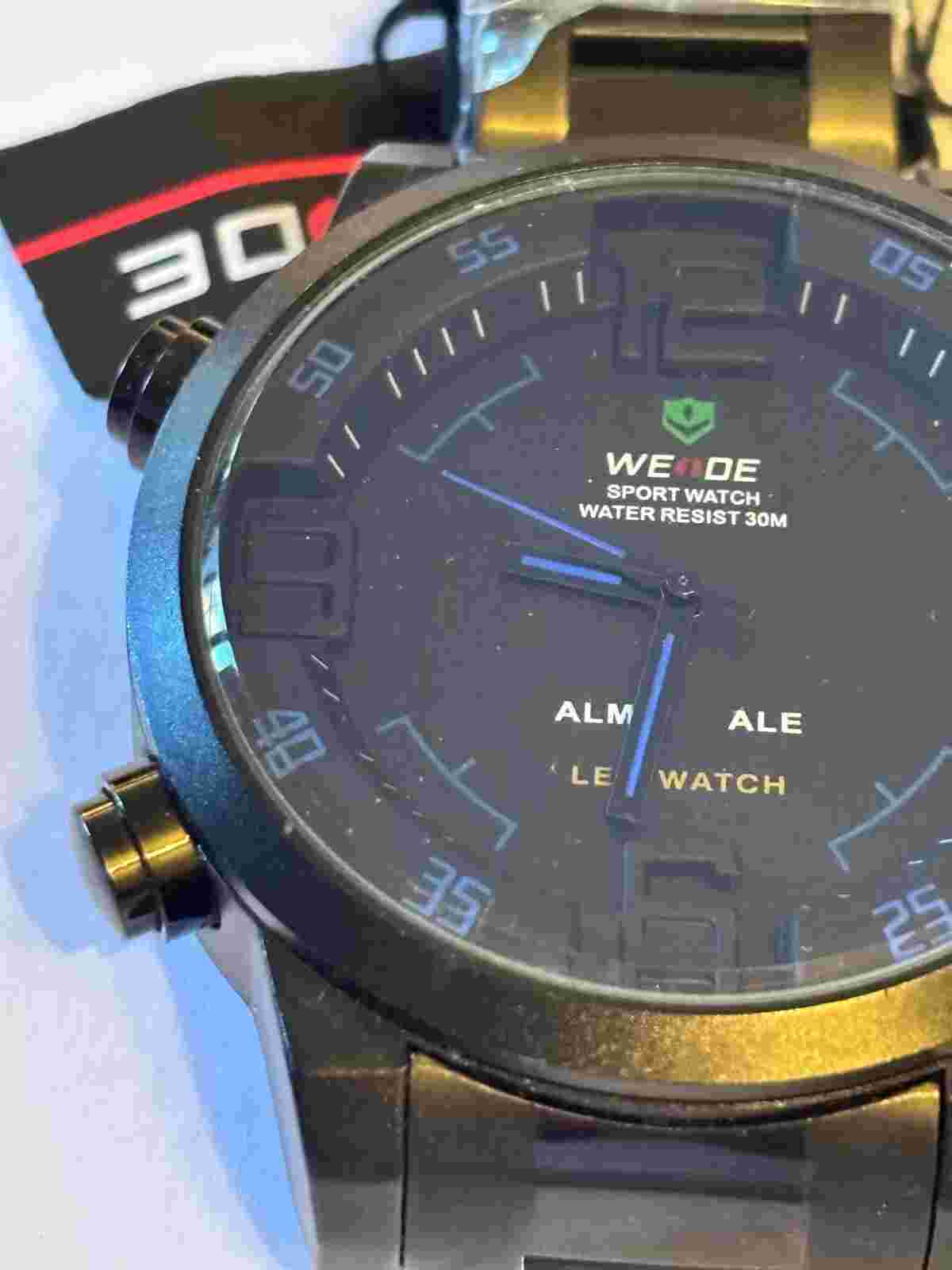Weide very large gents black sportswatch - Untested