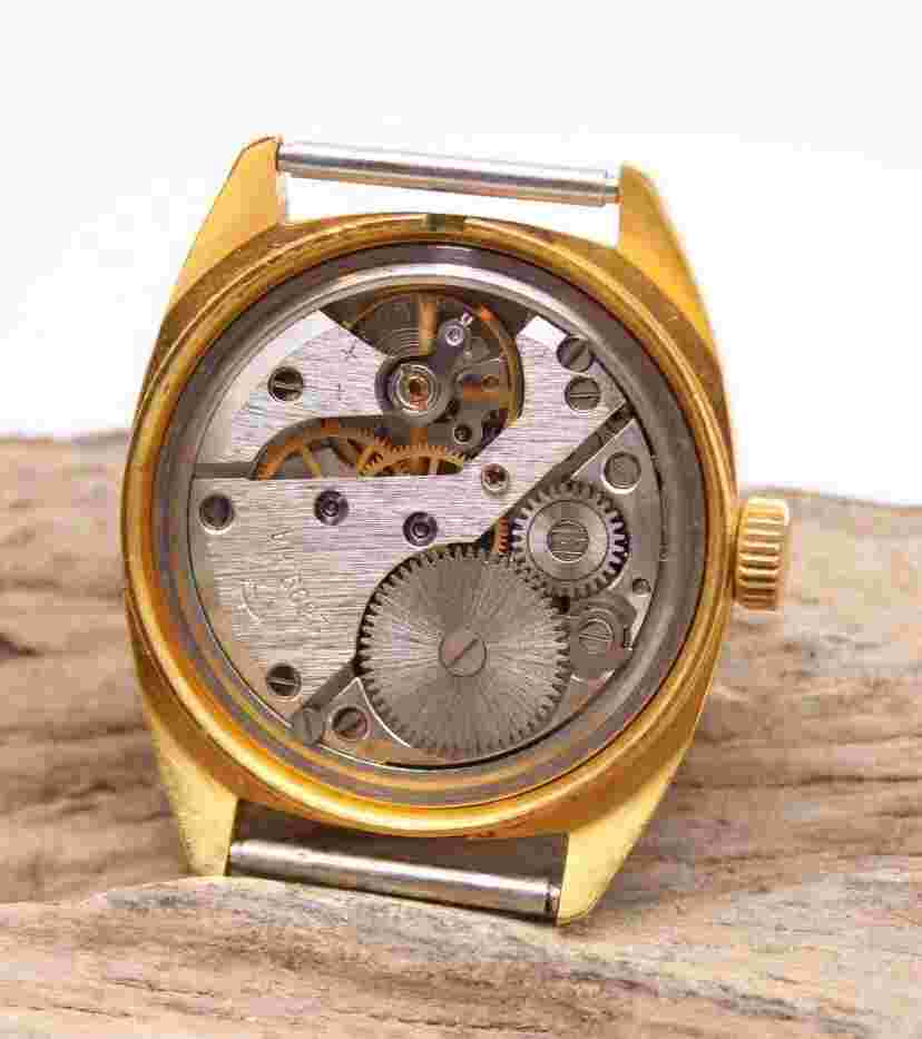 VINTAGE CARDINAL 19j SHOCKPROOF WRISTWATCH FACE 33.4mm 18.3 LUG 2608HA RUNS(GE2)