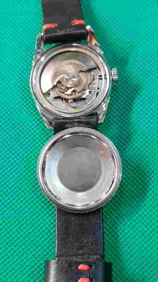 Rare  ARDATH  SUPER AUTOMATIC  date at six o’clock  25  jewels  vintage watch