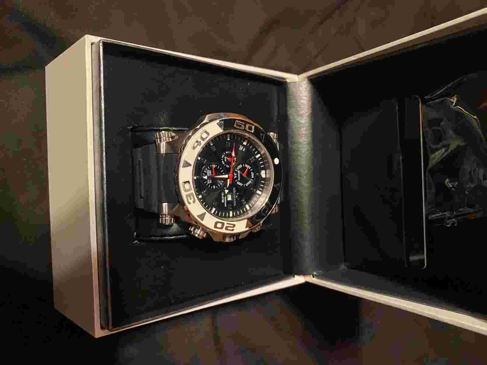 Aqua Swiss Sail Watch Worn 5 times